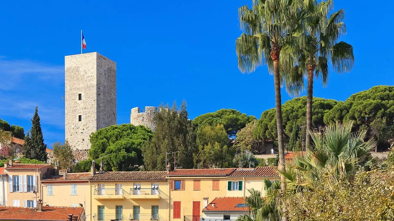 Antares Pop Apartment Cannes